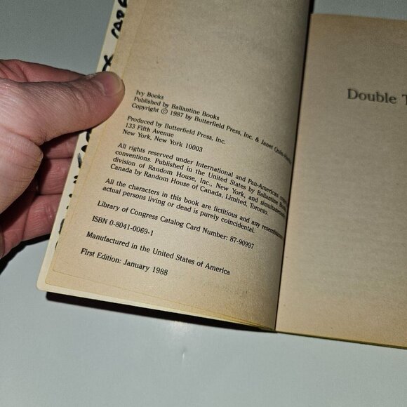 VTG Sugar & Spice #9 Double Take Paperback Book Janet Quin-Harkin 1987 - Picture 8 of 9